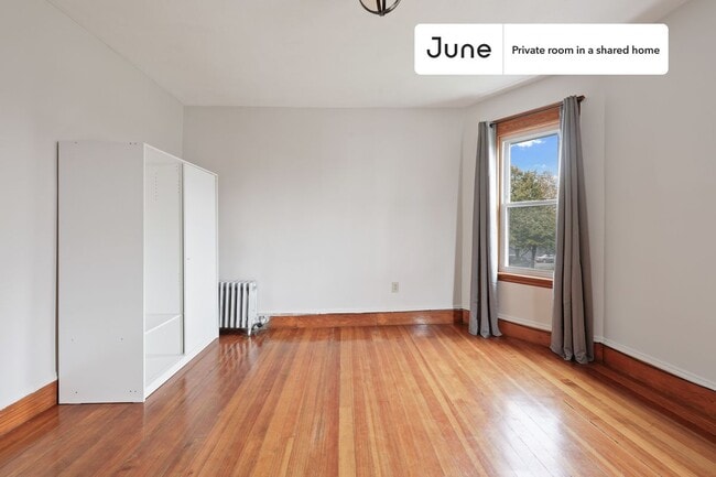 Photo - Room in Shared 4 bed/1 bath home Unit A