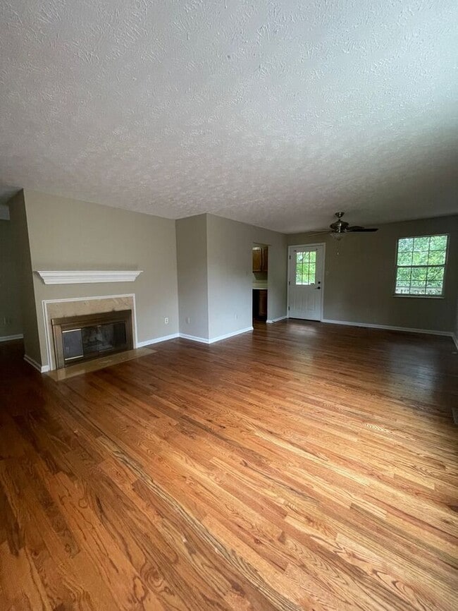 Photo - 3 bed, 2 bath, 2 car garage ranch style home with fenced yard.