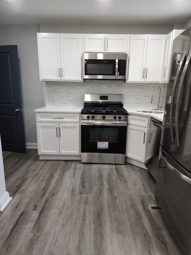 3633 Lyndale Ave Townhome Townhome Rental in Baltimore MD