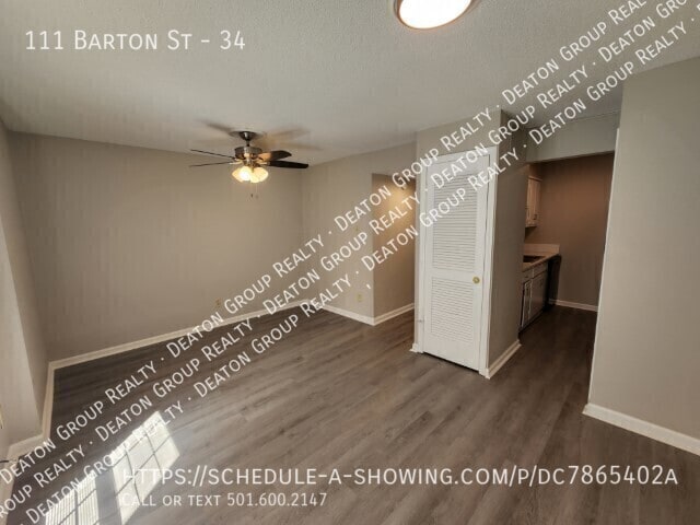 Photo - 111 Barton St Unidad 34