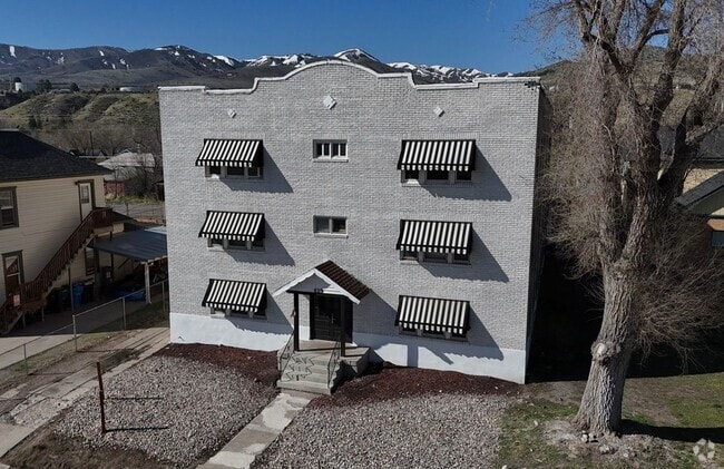 Building Photo - 629 Main Rental