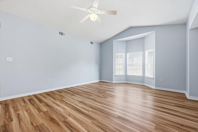 Photo - 1501 Partin Dr N Unit 232