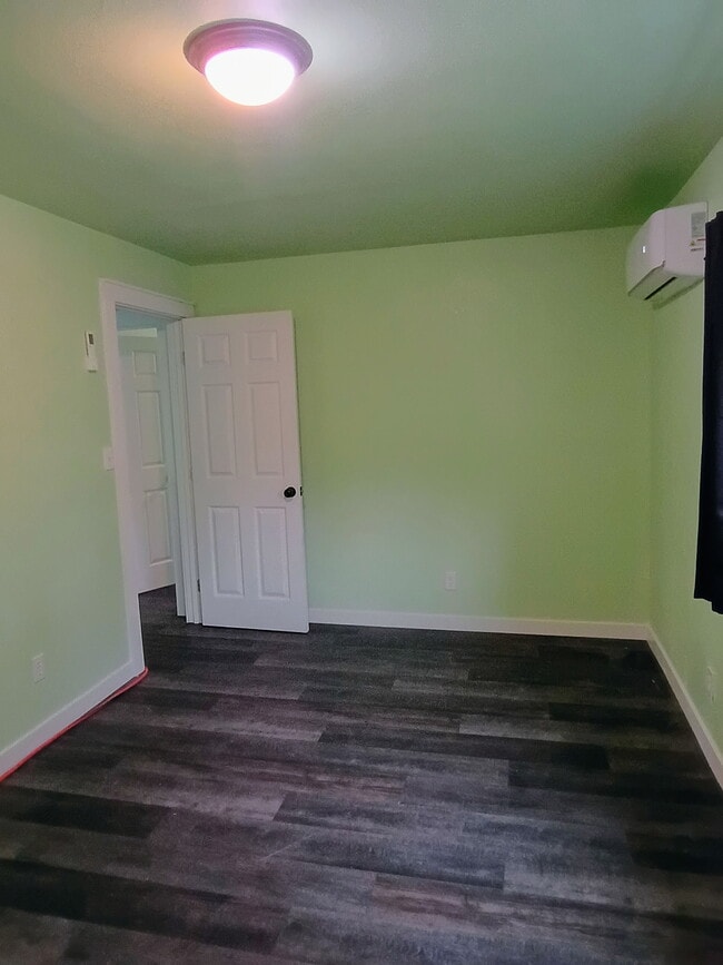 Photo - 455 N Cammann St