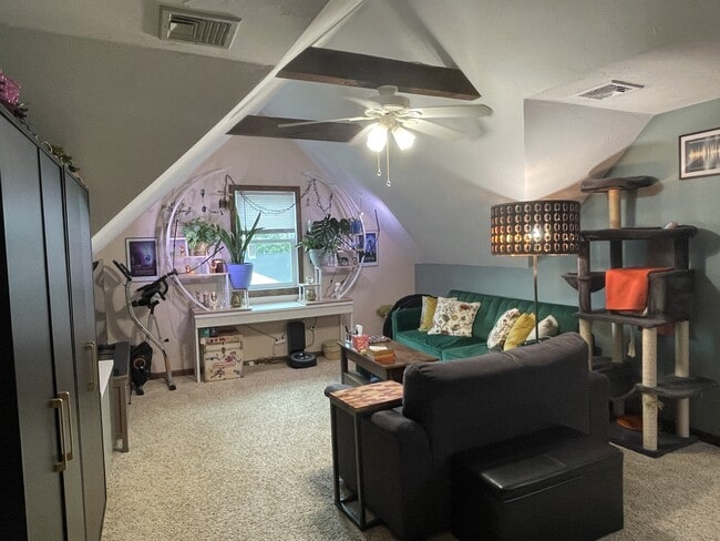 41 Central St Unit 3