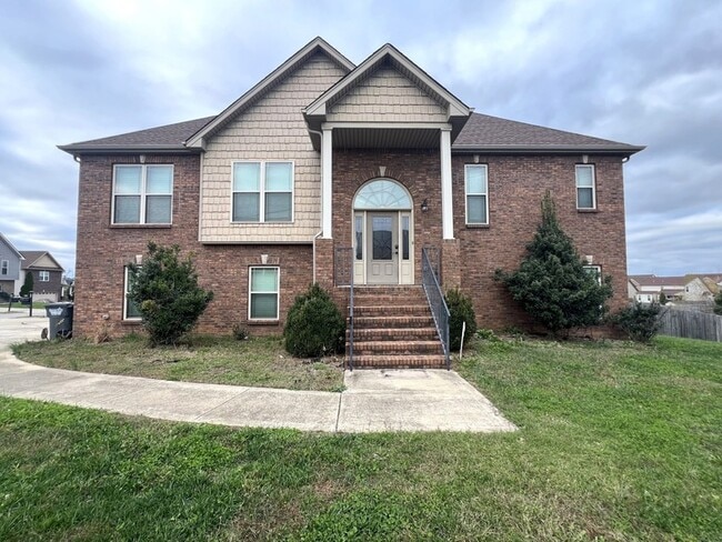Building Photo - 1701 Winterhaven Ct