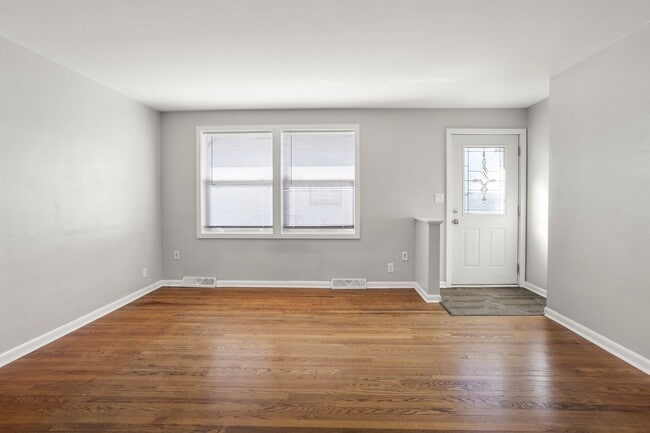 Photo - 120 Gruenwald Ave Unit 120