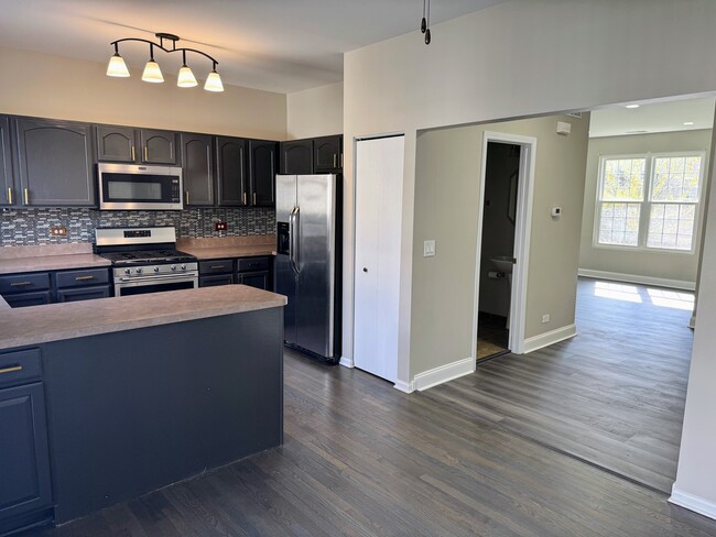 Photo - 766 Cherry Creek Dr