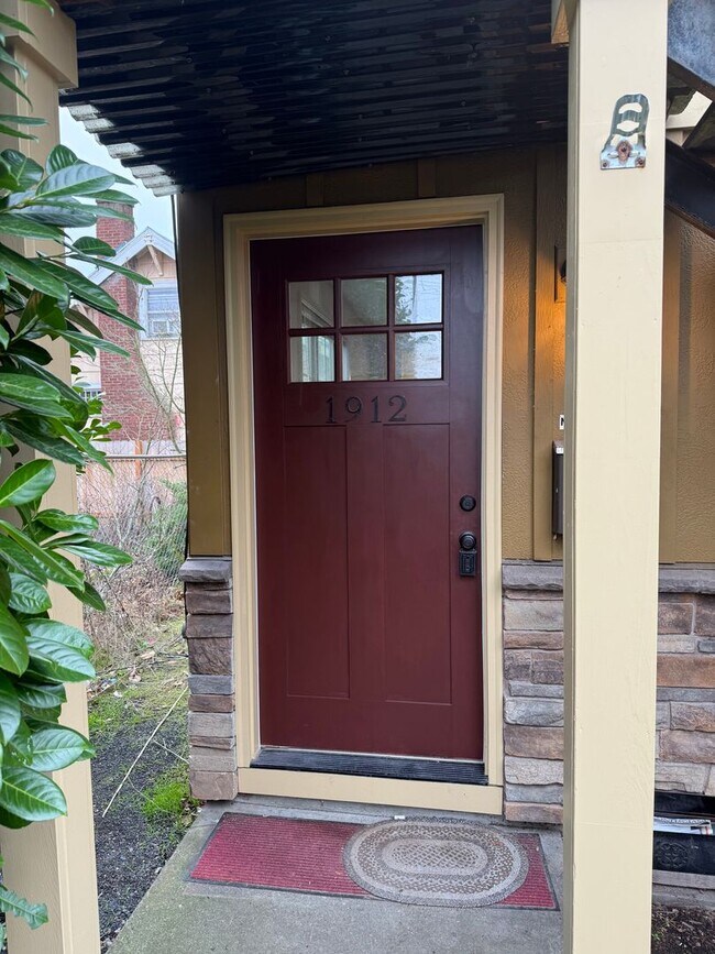 Photo - 118000 Unidad 1912