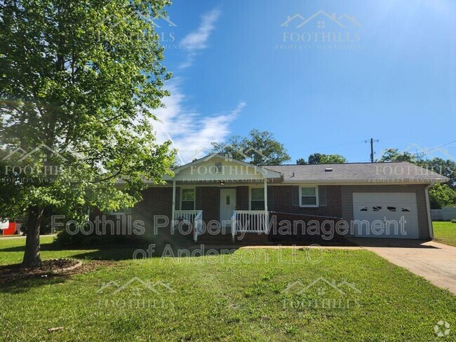 Building Photo - 211 Brady Cir Rental