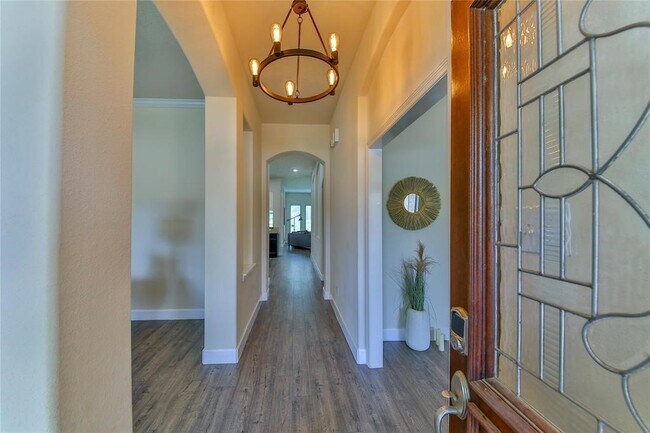 Photo - 2301 Shadow Falls Ln