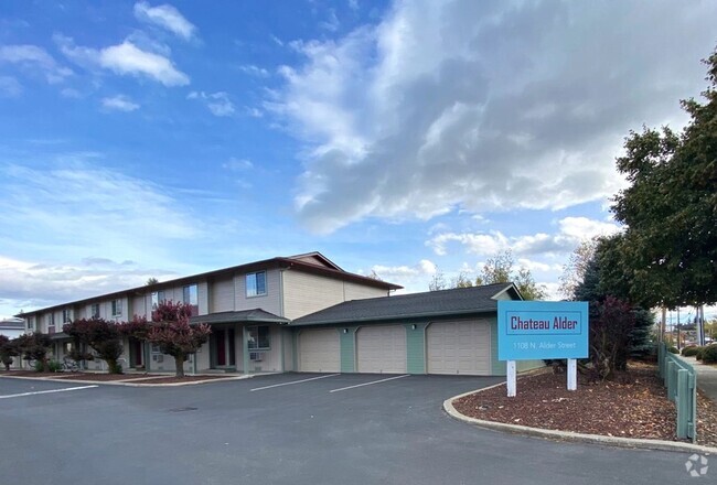 Building Photo - Chateau Alder Rental