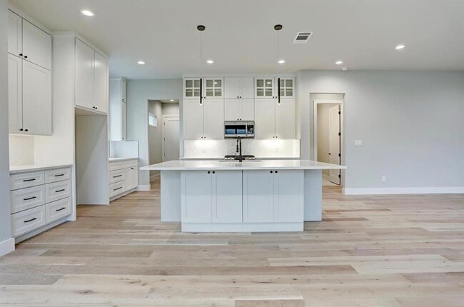 Photo - 2603 Nocona Trail