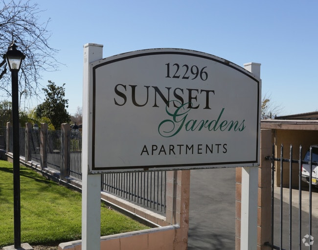 Photo - Sunset Gardens Apartments