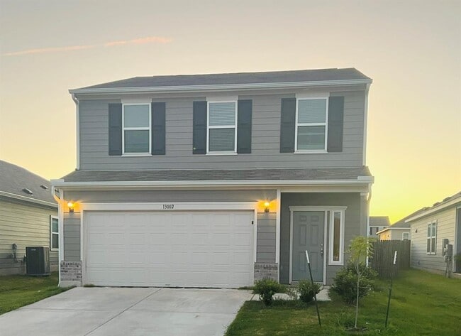 Photo - 13002 Carswell St