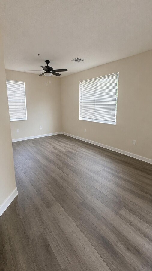 Photo - 2039 Shoma Dr Unit 2039