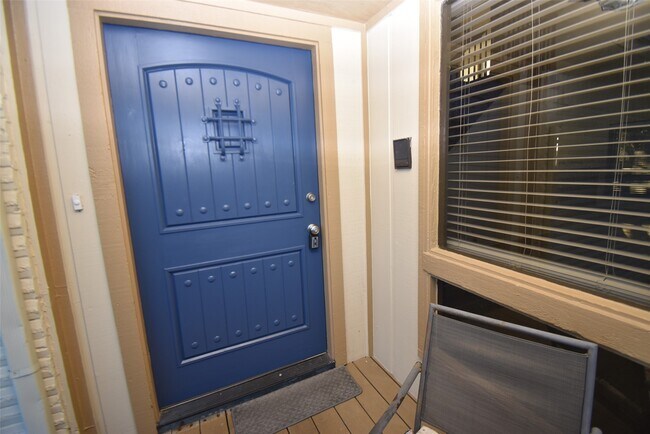 Photo - 82 Harbor Ln