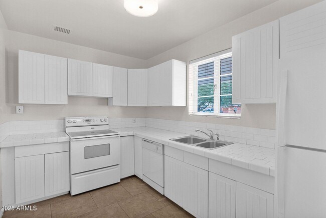 Photo - 3015 N 17th Ave