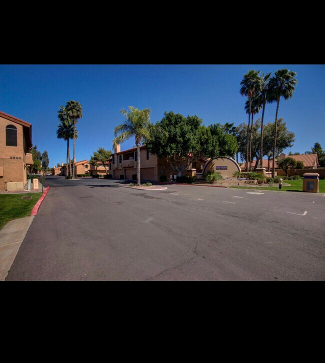 Photo - 5640 E Bell Rd Condo Unit 1044