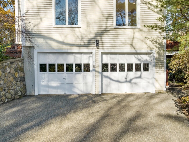 Photo - 25 Falmouth Rd