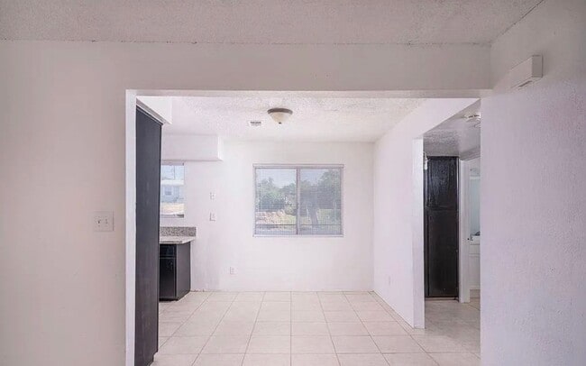 Photo - 1317 Bernard St Unit 3