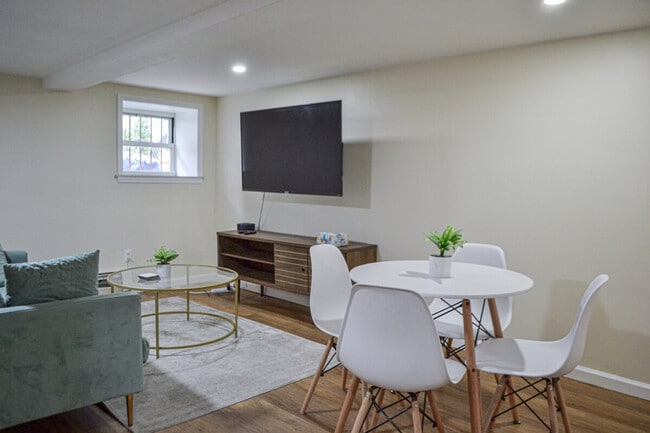 Building Photo - 4105 Fort Hamilton Pkwy Unit ID1296531P