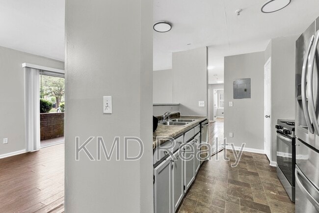 Photo - 1638 Arlyn Cir Unit #A