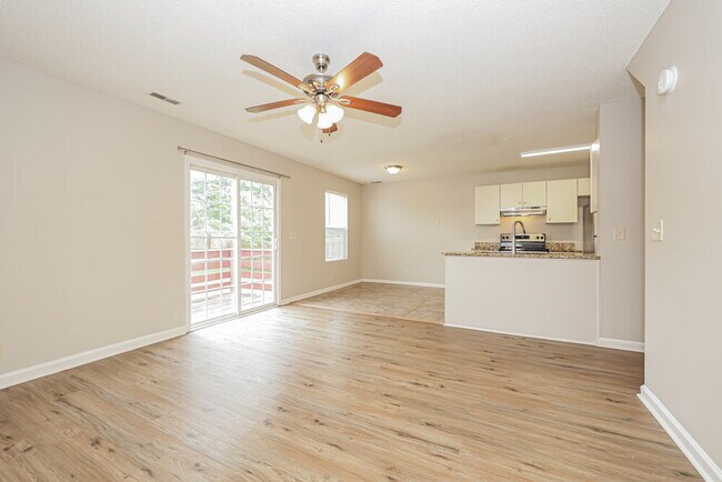 Photo - 1936 Turnberry Ct