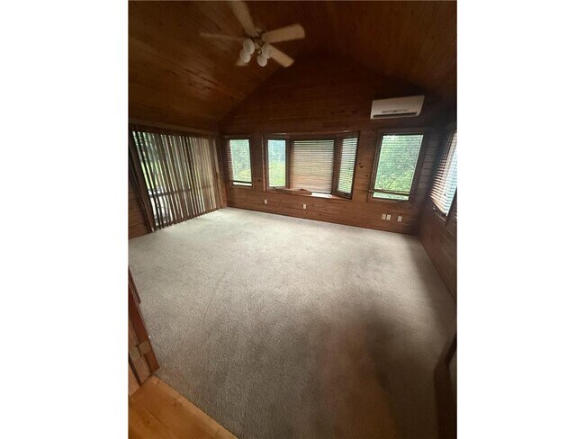 Photo - 6208 Hillside Rd