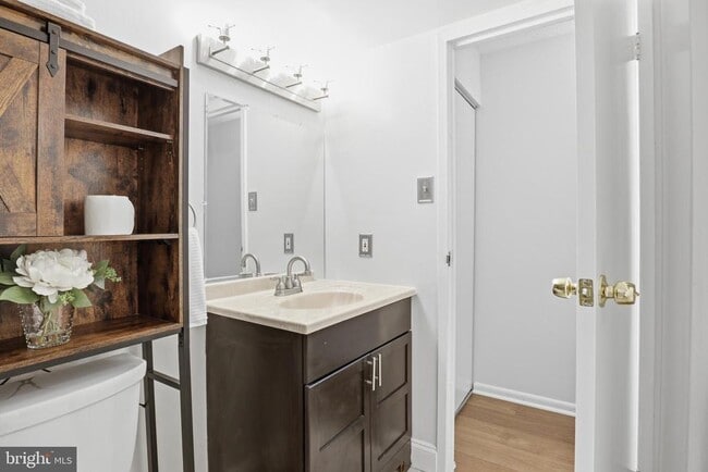 Photo - 200 N Pickett St Unit 110