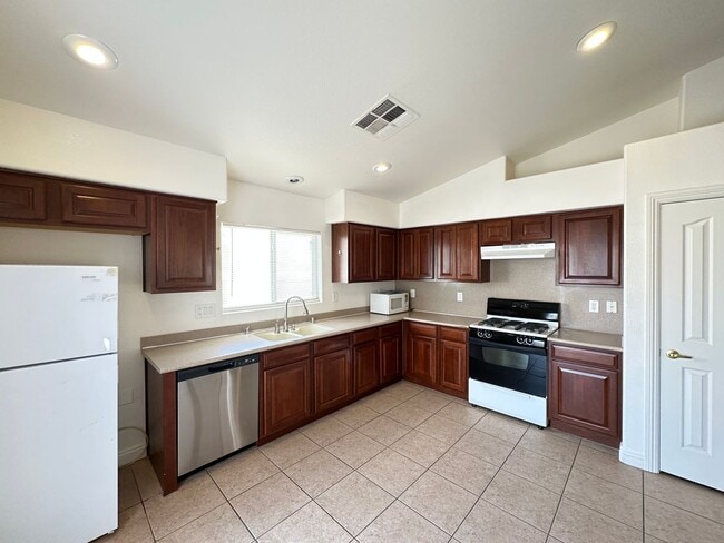 Photo - SQUARE AT WIGWAM RANCH