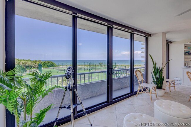 Building Photo - 5550 N Ocean Dr Unit 3c