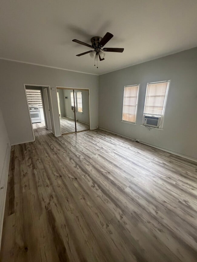 Photo - 628 E Elk Ave Unit 101