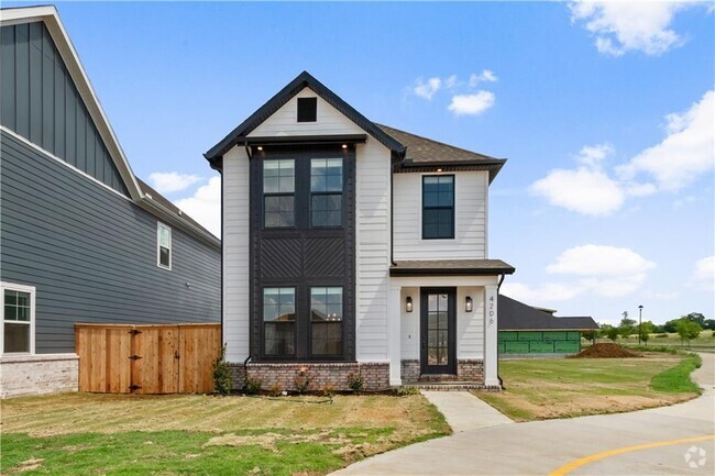 Building Photo - 4206 W Bronco Dr Rental