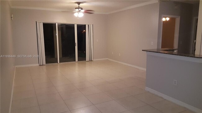 Photo - 2452 Centergate Dr