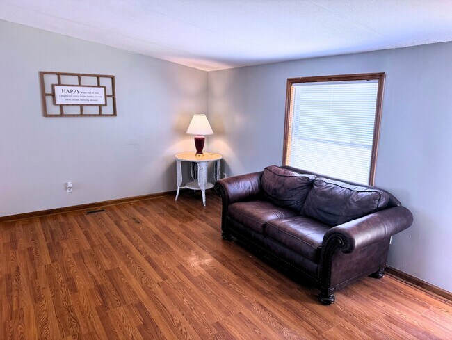 Photo - 435 Timber Ridge Ln
