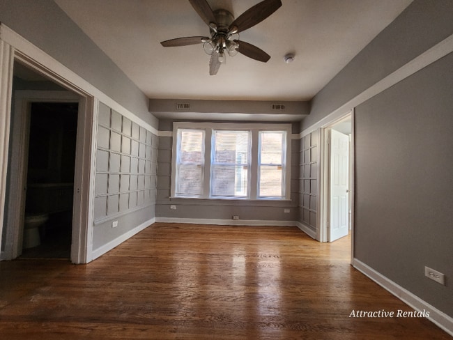 Building Photo - 610 E 71st St Unit 2 Rental