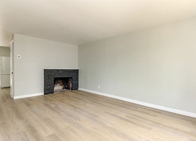 Photo - Beautiful 3 Bedroom Home on Spacious Lot in Federal Way