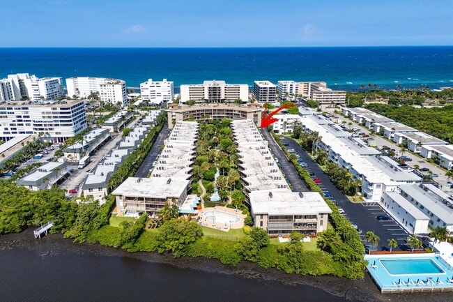 Building Photo - 3605 S Ocean Blvd