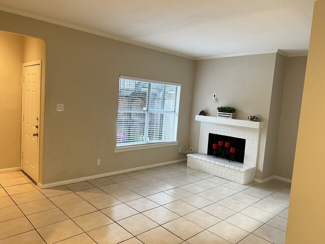 728 Bering Dr Unit 9