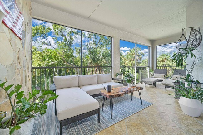 Photo - 18900 Bay Woods Lake Dr