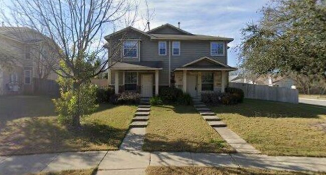 Building Photo - Great townhome in Pflugerville!