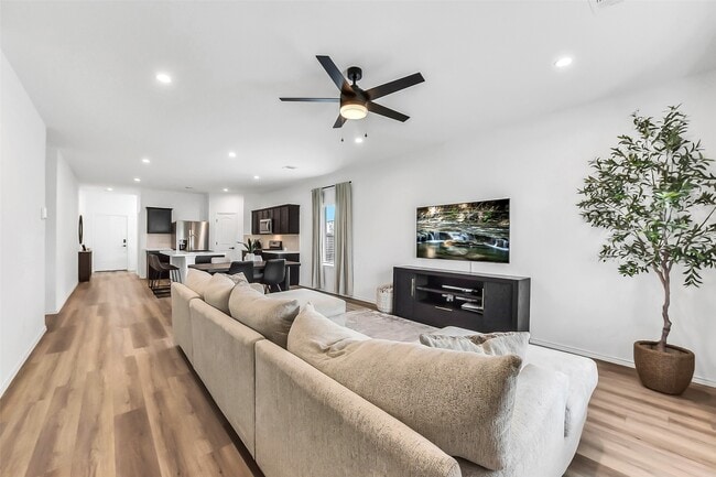 Building Photo - 14816 Crimson Peak Ln