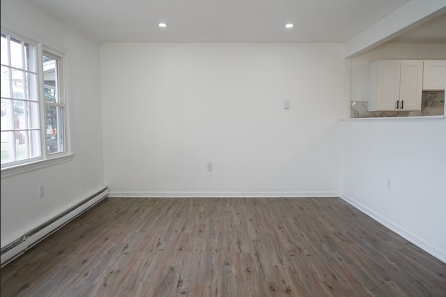 Get $250 off First Month Rent