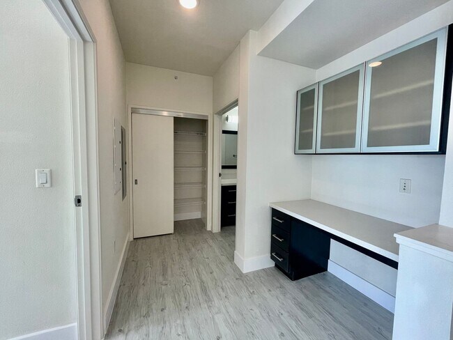 Photo - Fully Renovated Modern 1-Bedroom Unit – Prime Kaka?ako Location