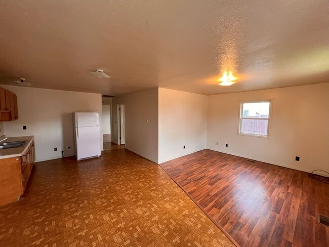 Photo - 411 E Essex St Unit #C