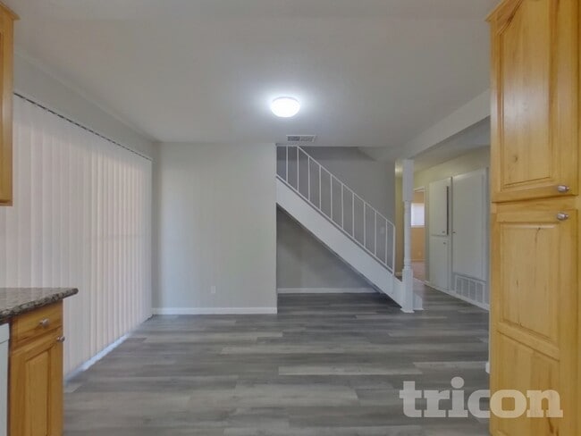 Photo - 602 Chyrl Way