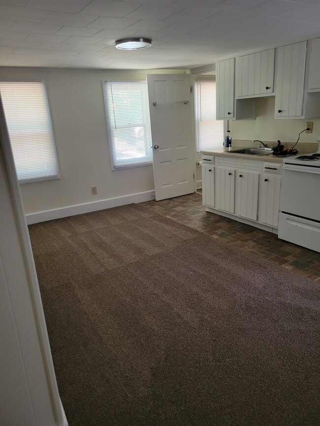Photo - 533 4th St Unit Upper