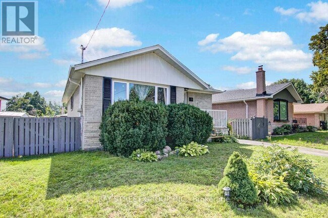 Photo - 23 Dalcourt Dr