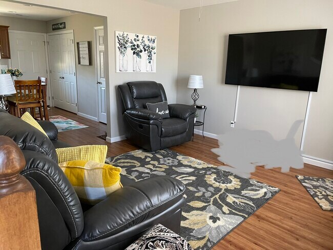 Photo - 1233 Remington Park Dr