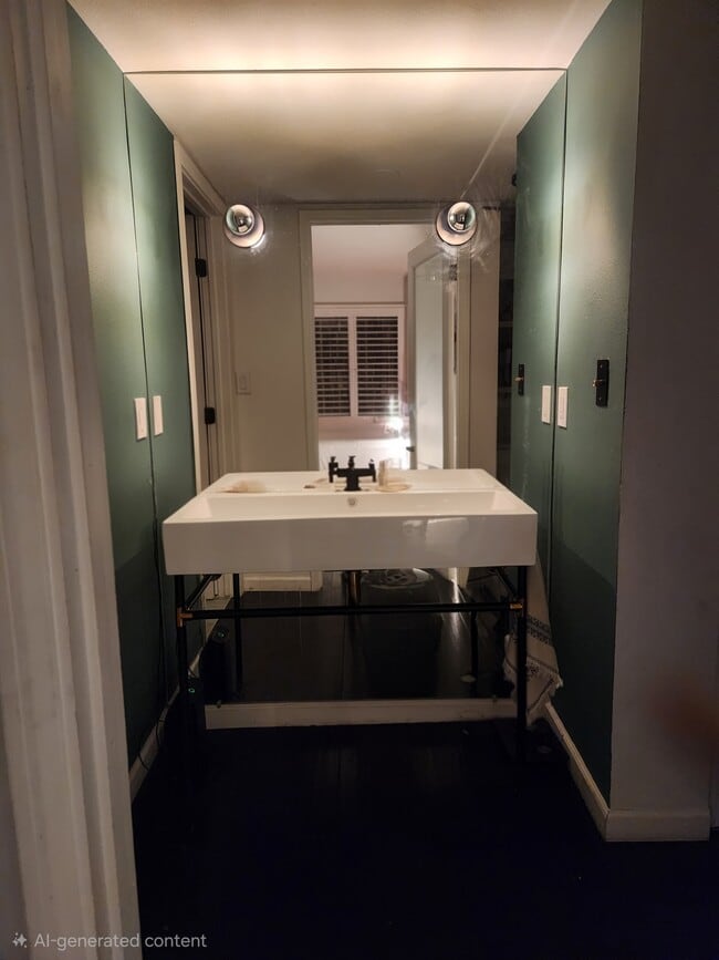 Building Photo - 435 S Virgil Ave